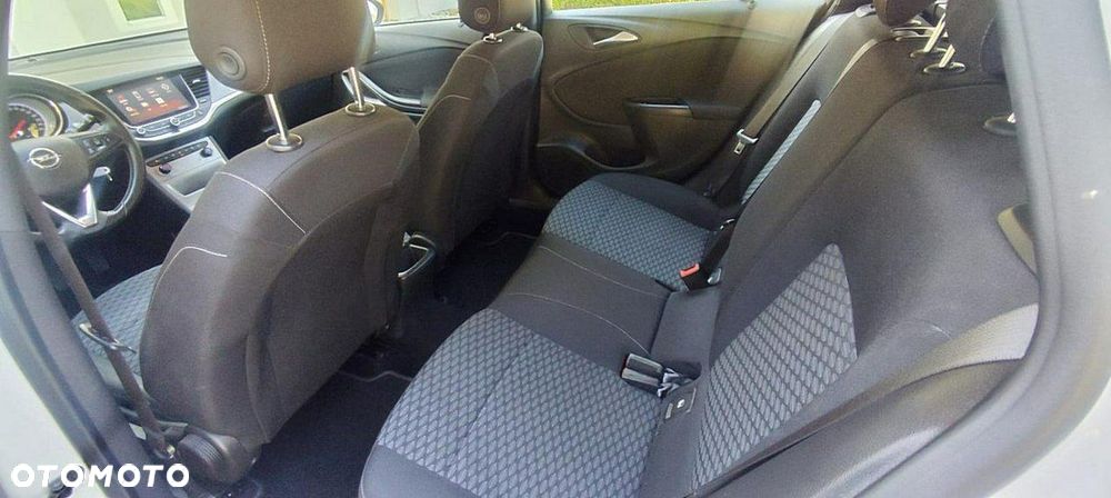 Opel Astra - 22