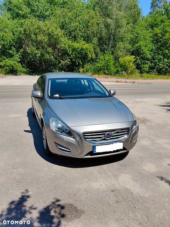 Volvo S60 - 2