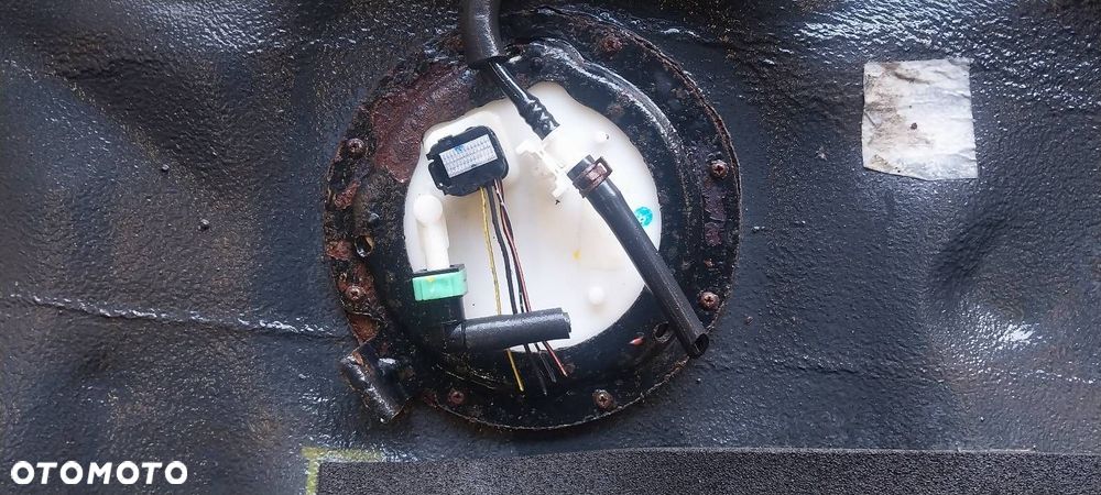 BAK ZBIORNIK PALIWA + POMPKA METALOWY MAZDA 6 II GH 2.0 16V BENZYNA - 2