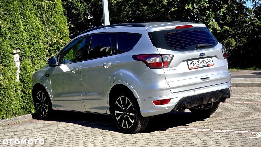 Ford Kuga - 13