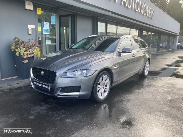 Jaguar XF Sportbrake 20d Aut. Prestige - 3