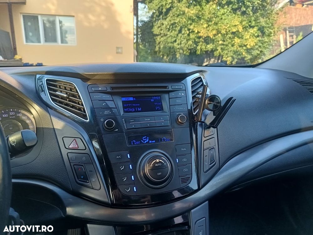 Hyundai i40 1.7 CRDI CW ISG Supreme+ - 13