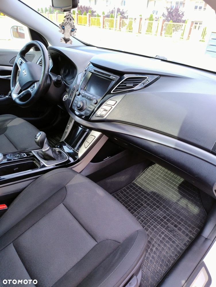 Hyundai i40 1.7 CRDi Premium - 17