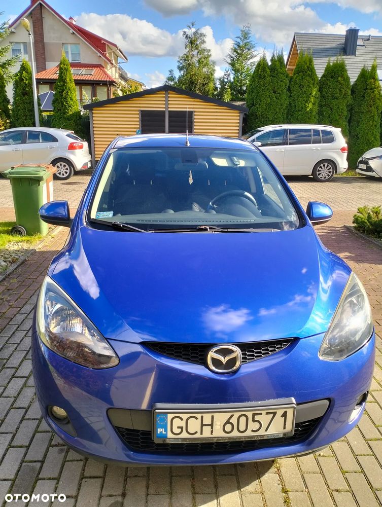 Mazda 2 - 4