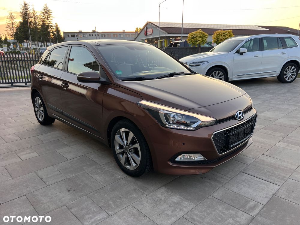 Hyundai i20 1.1 CRDi YES Gold - 34