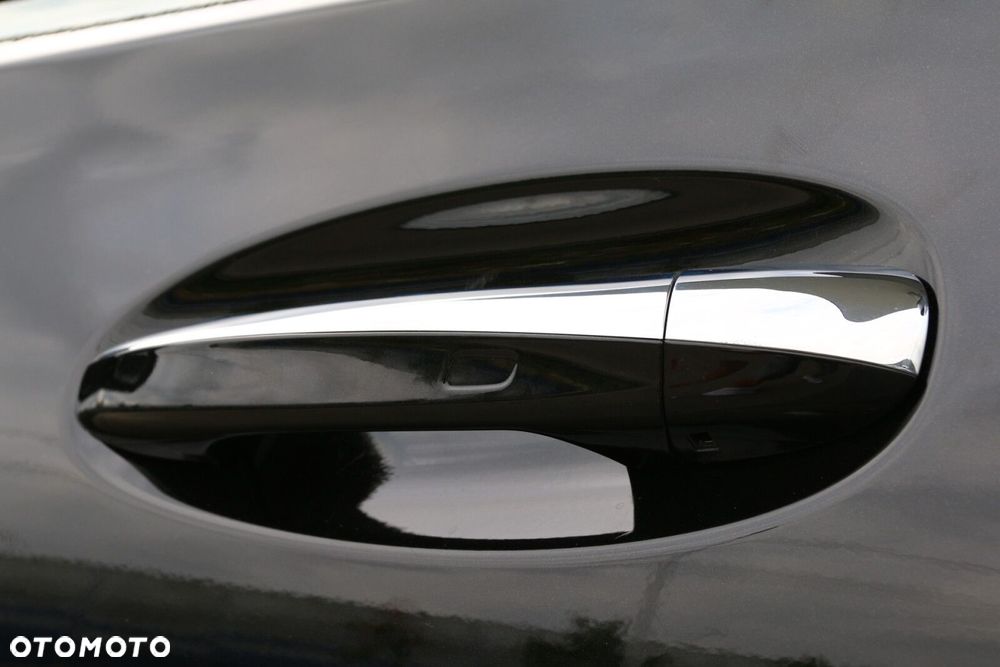 Mercedes-Benz GLE - 12