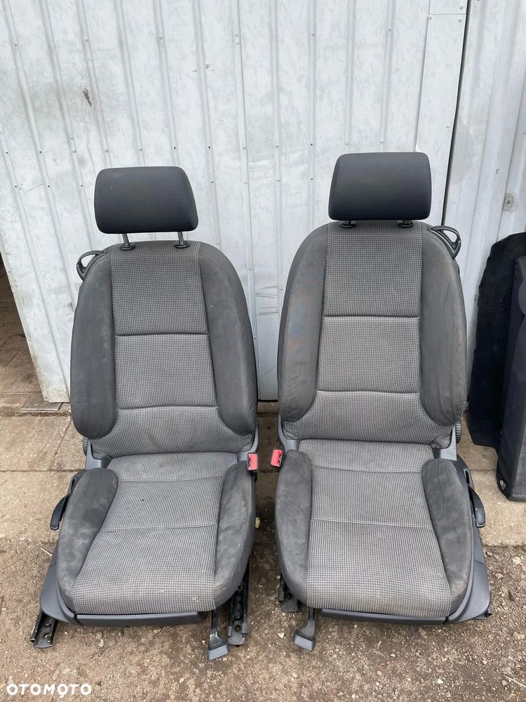 Fotele kanapy Audi A3 8P 3D HB - 1