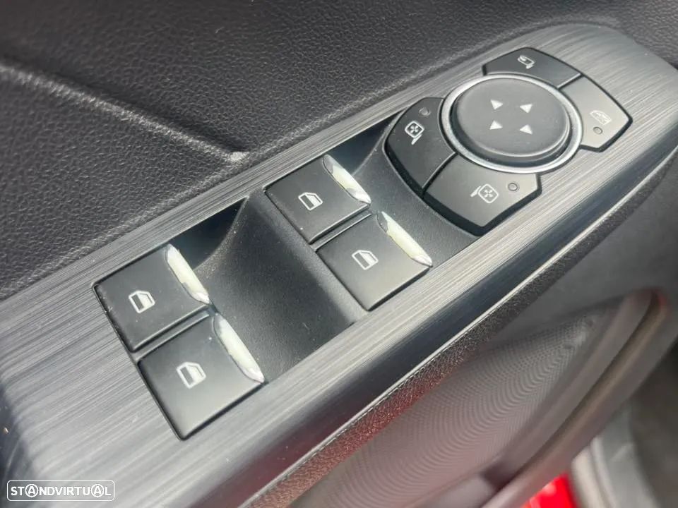 Ford Kuga 1.5 EcoBoost ST-LINE - 13