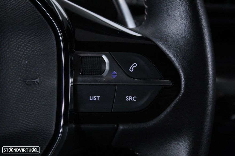 Peugeot 5008 1.5 BlueHDi Allure Pack EAT8 - 23