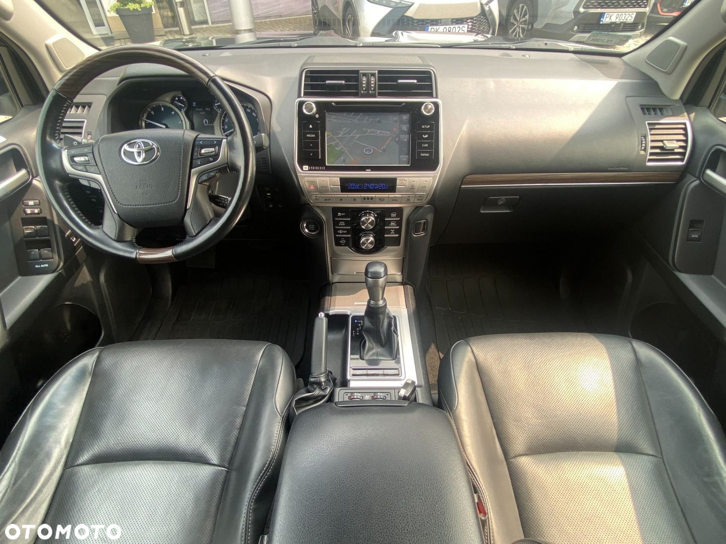 Toyota Land Cruiser LC 2.8 D-4D Executive - 8