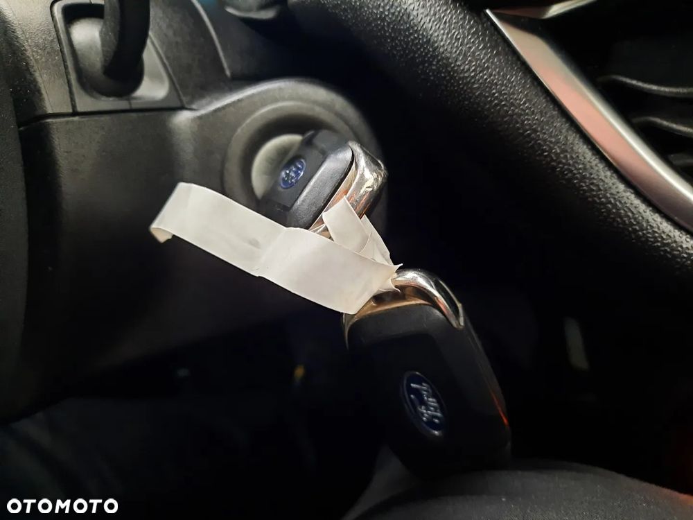 Ford Fiesta 1.0 EcoBoost S&S TITANIUM - 29