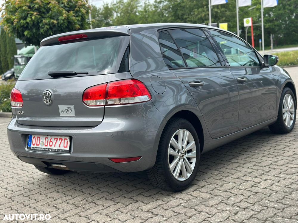 Volkswagen Golf - 5