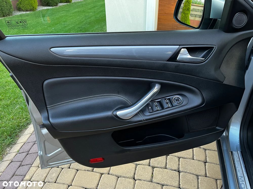 Ford Mondeo 2.0 TDCi Champions Edition - 17