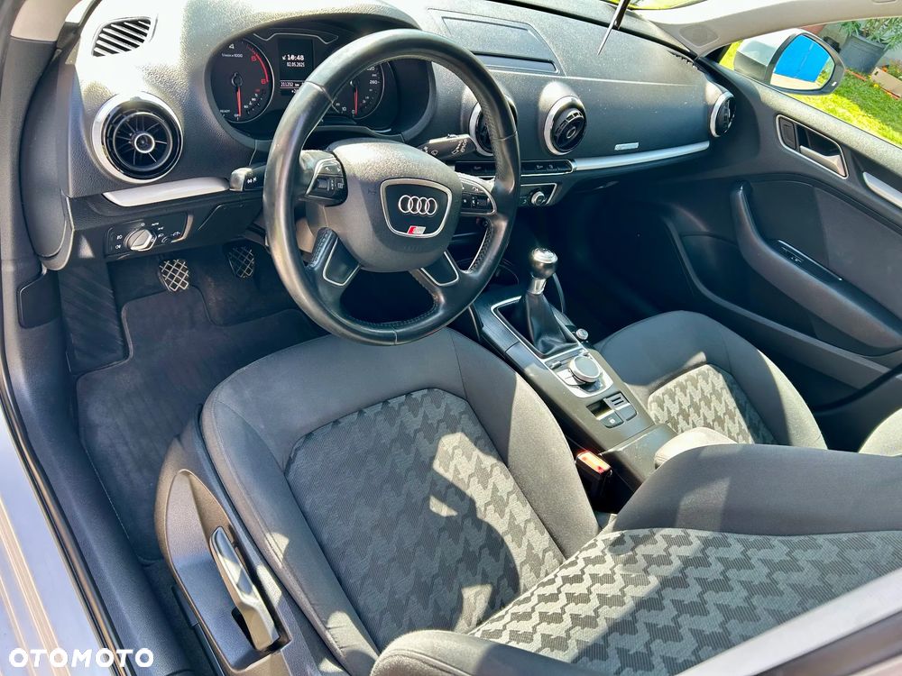 Audi A3 Sportback 1.6 TDI - 6