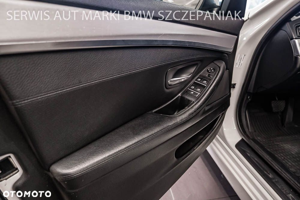 BMW Seria 5 520d xDrive - 20
