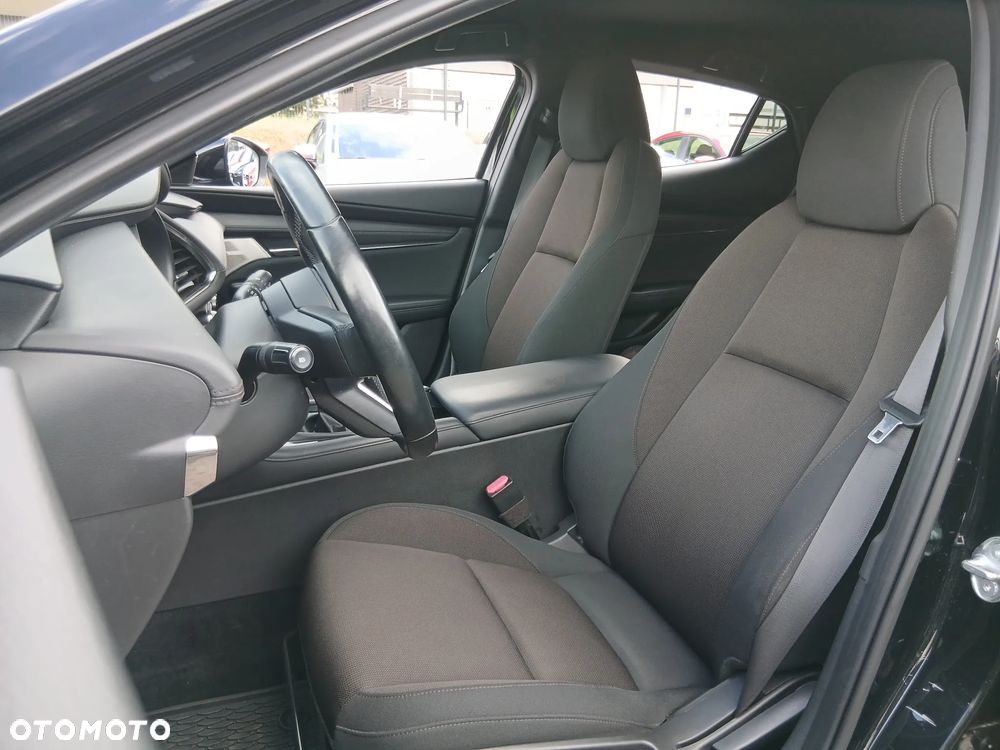 Mazda 3 - 17