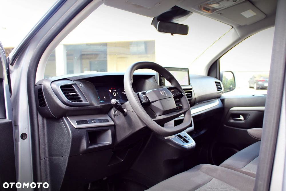 Peugeot Traveller 2.0 BlueHDi Long Business EAT8 - 17