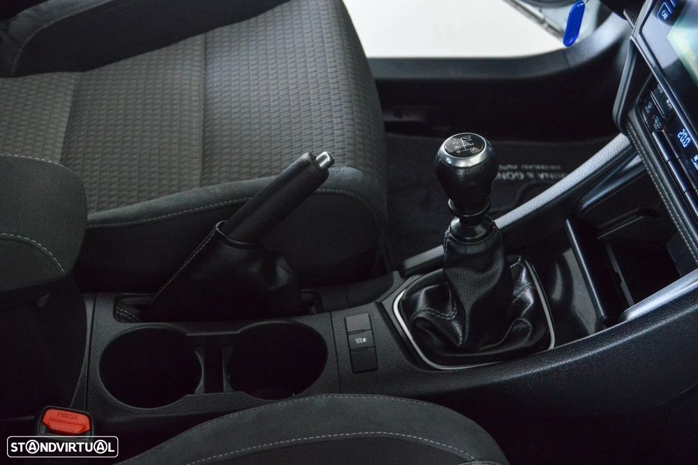 Toyota Auris 1.4 D-4D Comfort - 42