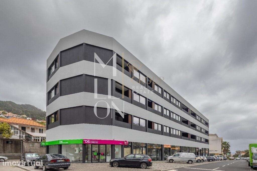 Loja com 721m2 | Frente de Montra | EDIF. PARK MV | Machico - Grande imagem: 2/2