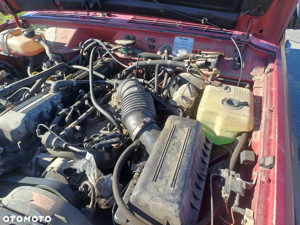 Jeep Cherokee 4.0 - 26