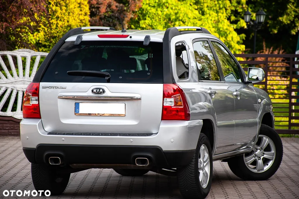 Kia Sportage 2.0 Tour - 14