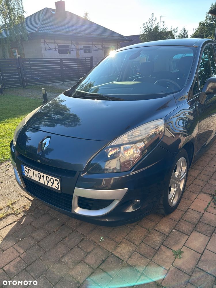 Renault Scenic 1.6 16V 110 Authentique - 1