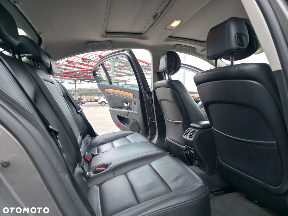 Renault Laguna 2.0 DCi Initiale - 16