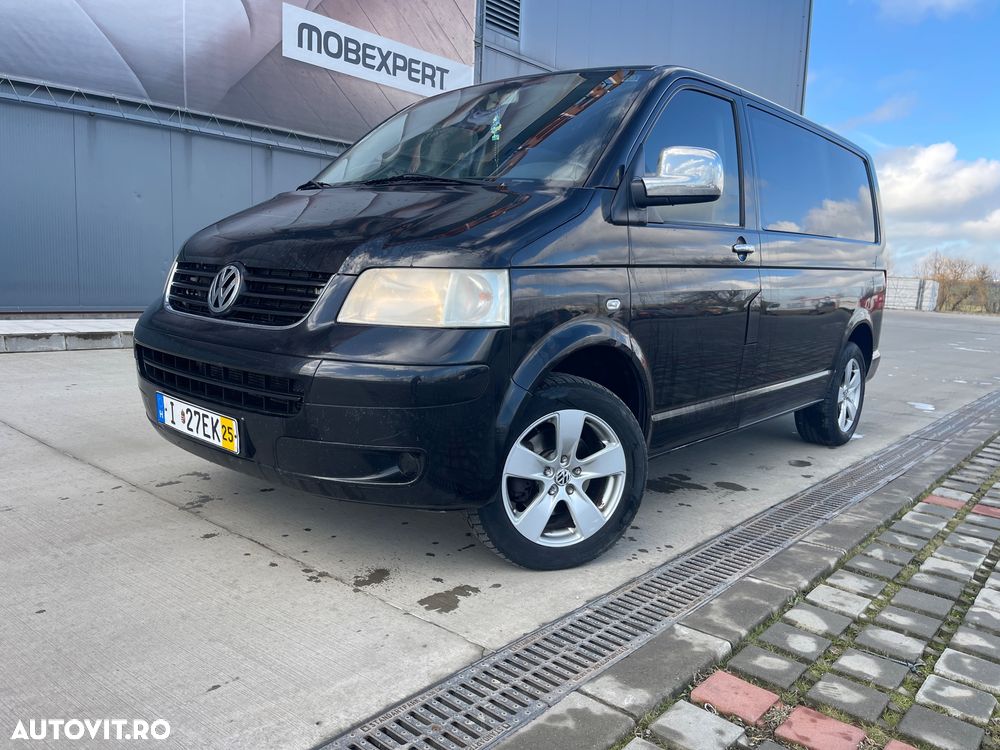 Volkswagen Transporter - 1