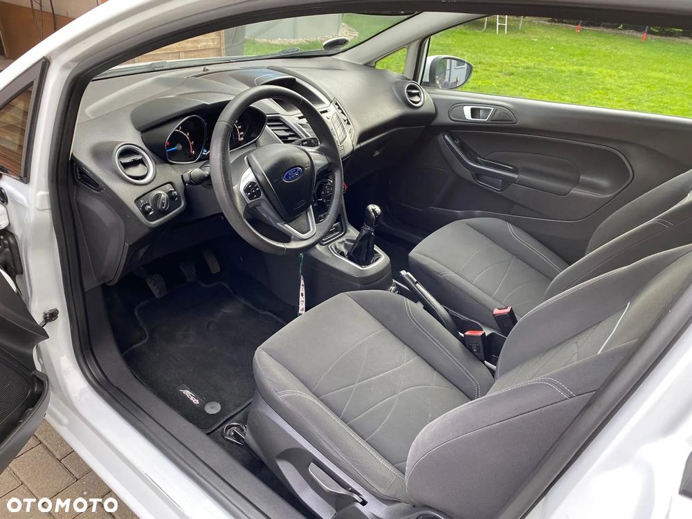 Ford Fiesta - 13