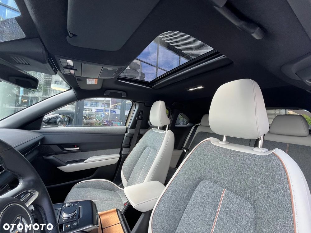 Mazda MX-30 R-EV PHEV Makoto - 14