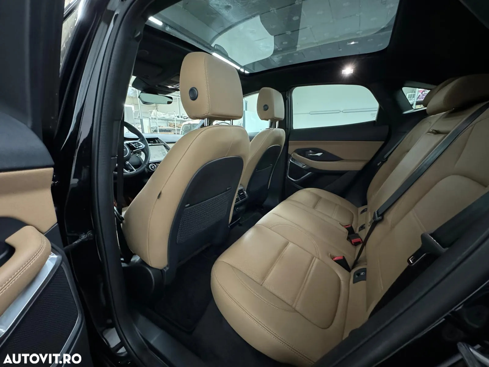 Jaguar E-Pace - 13