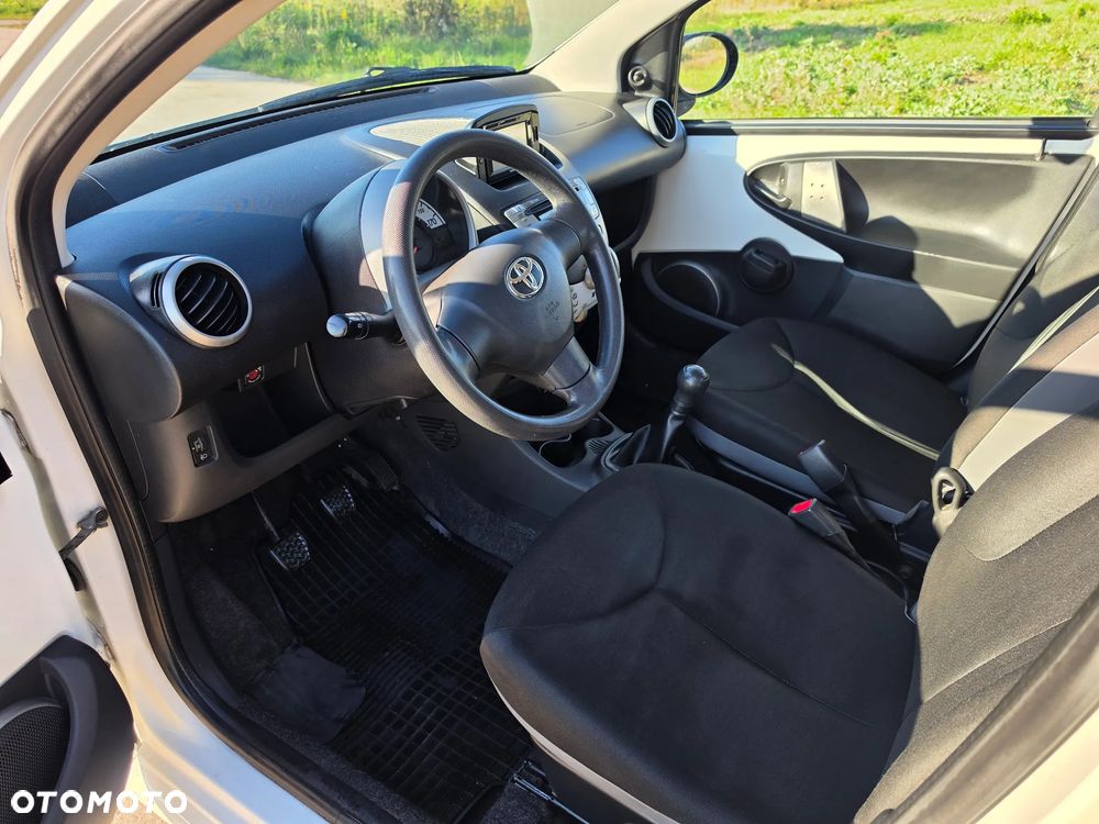 Toyota Aygo CoolBlue - 6