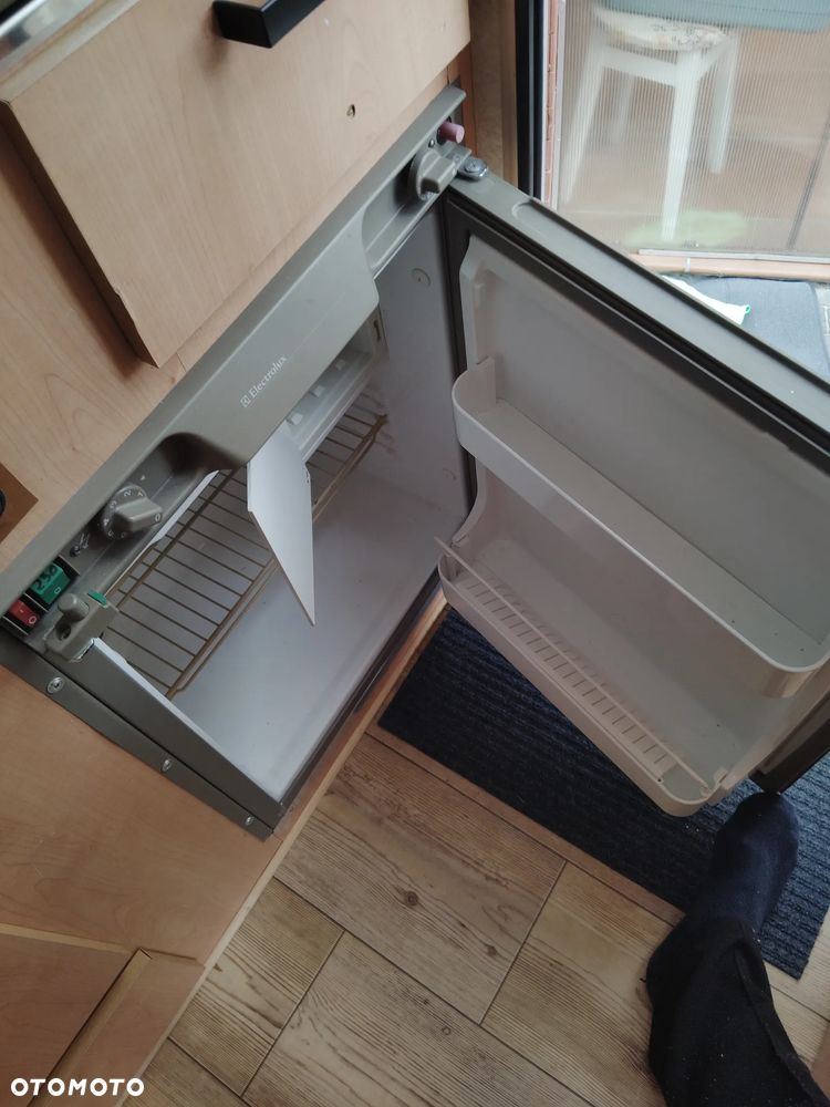 Abi Sprinter 350/2 - 22