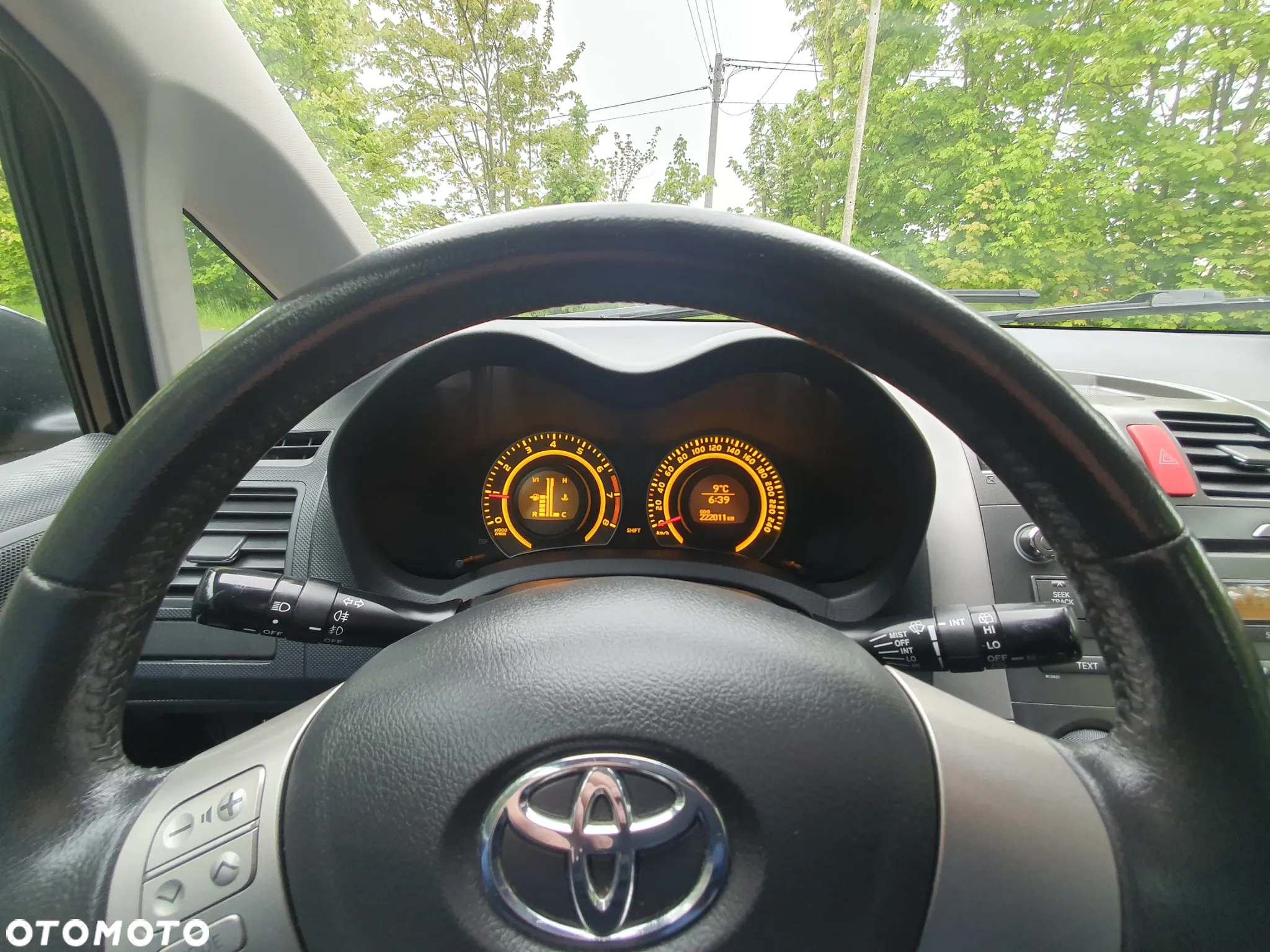 Toyota Auris 1.6 VVT-i Executive - 13
