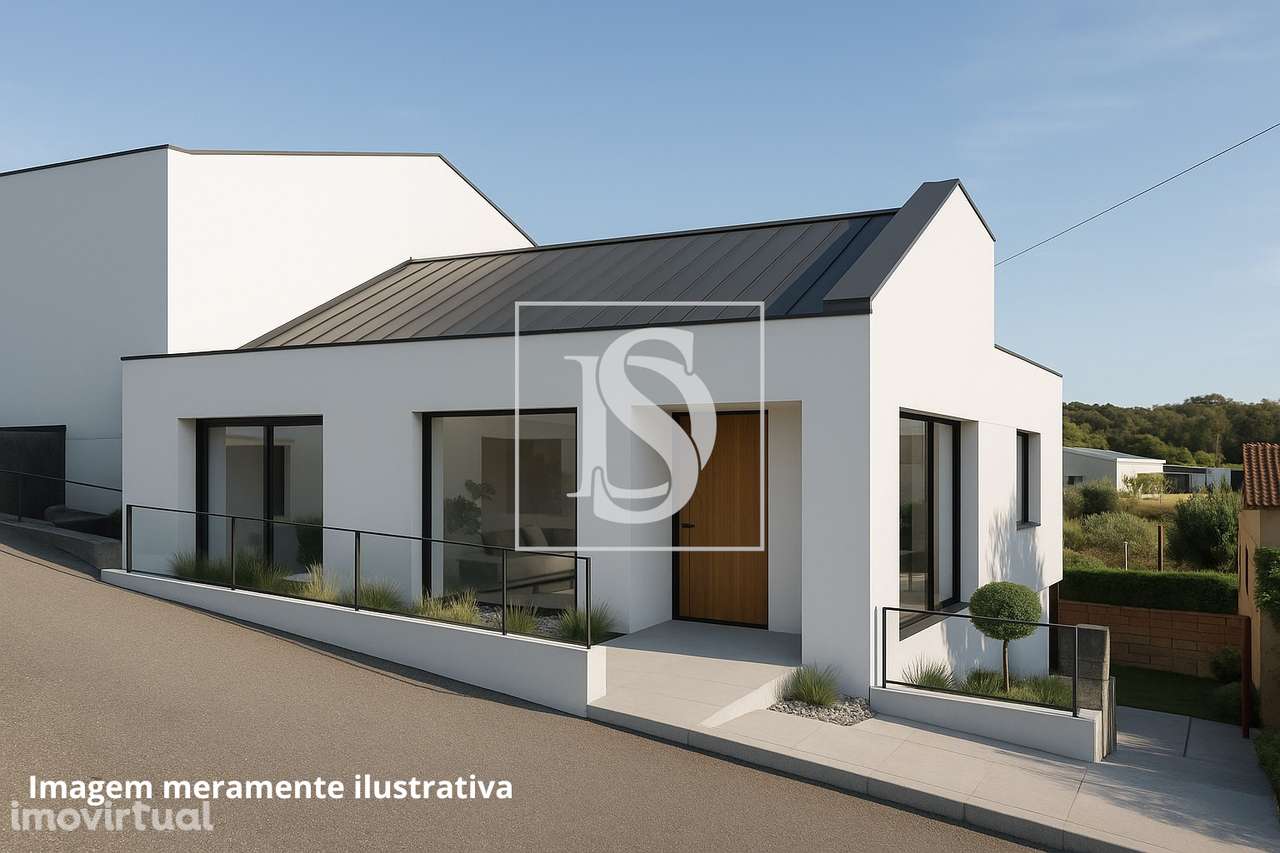 Moradia para Remodelar na Chamusca - Grande imagem: 2/17