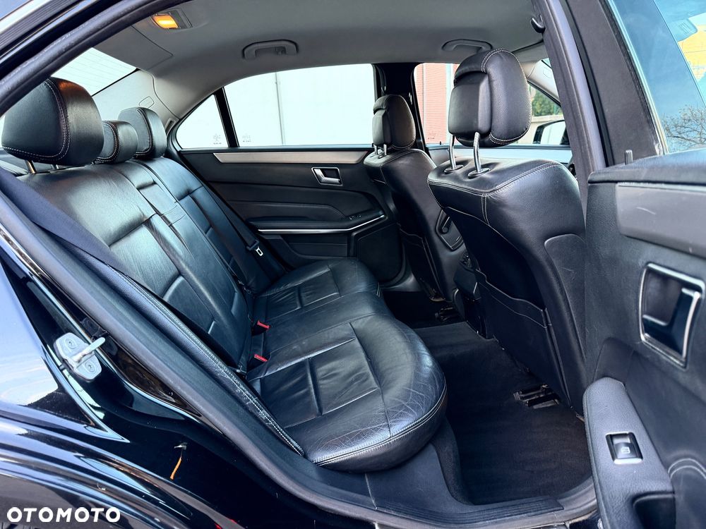 Mercedes-Benz Klasa E 220 BlueTEC 9G-TRONIC Avantgarde - 30