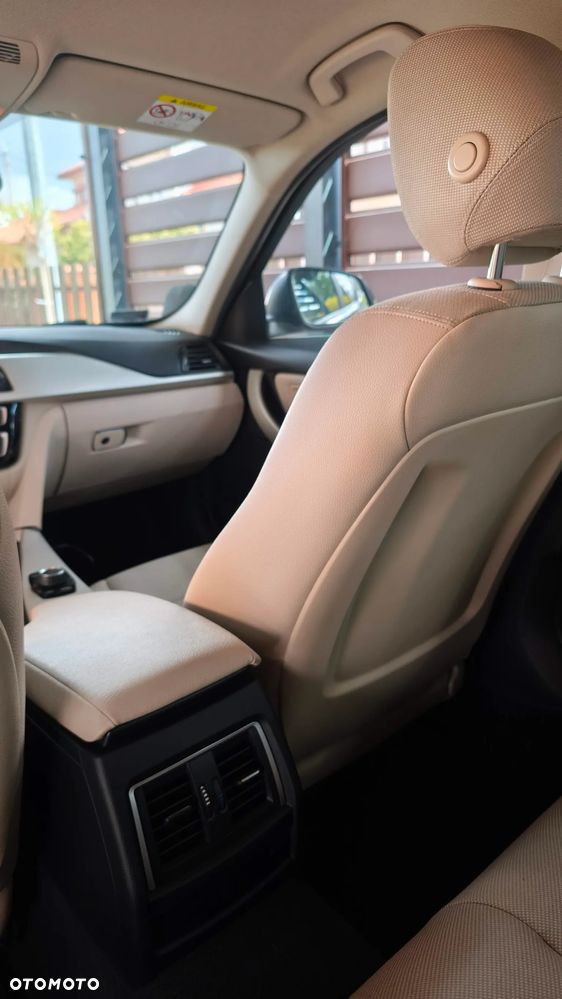 BMW Seria 3 318d - 10