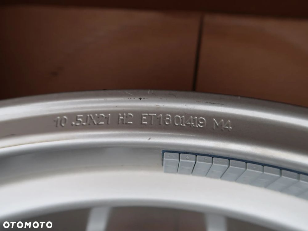 Nowe Fegi Aluminiowe Lamborghini Urus  21'' Sillver - 17