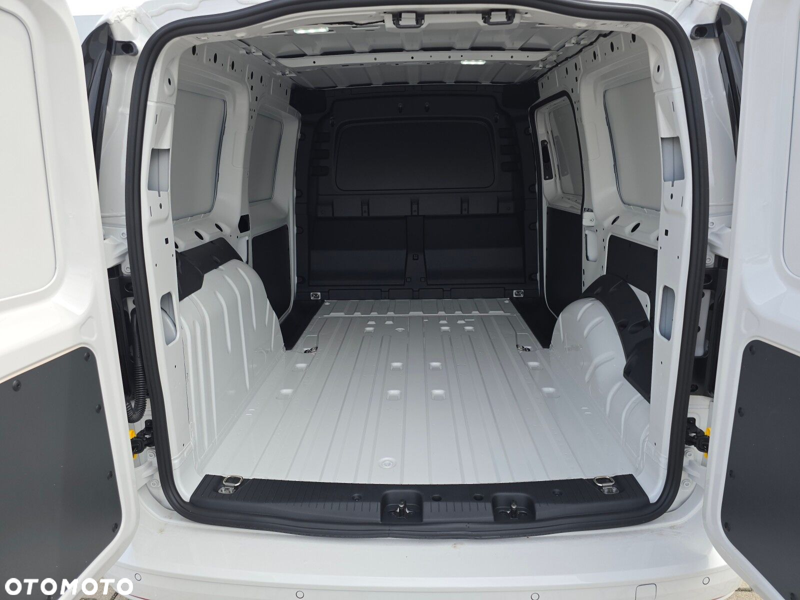 Volkswagen Caddy MAXI Furgon 2.0TDI oferta od ręki duże rabaty fiansowanie - 12