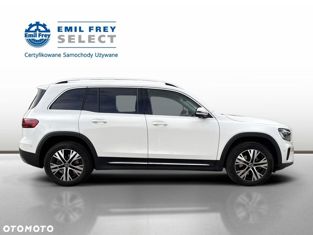 Mercedes-Benz GLB - 8