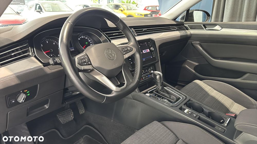 Volkswagen Passat 2.0 TDI EVO Business DSG - 9