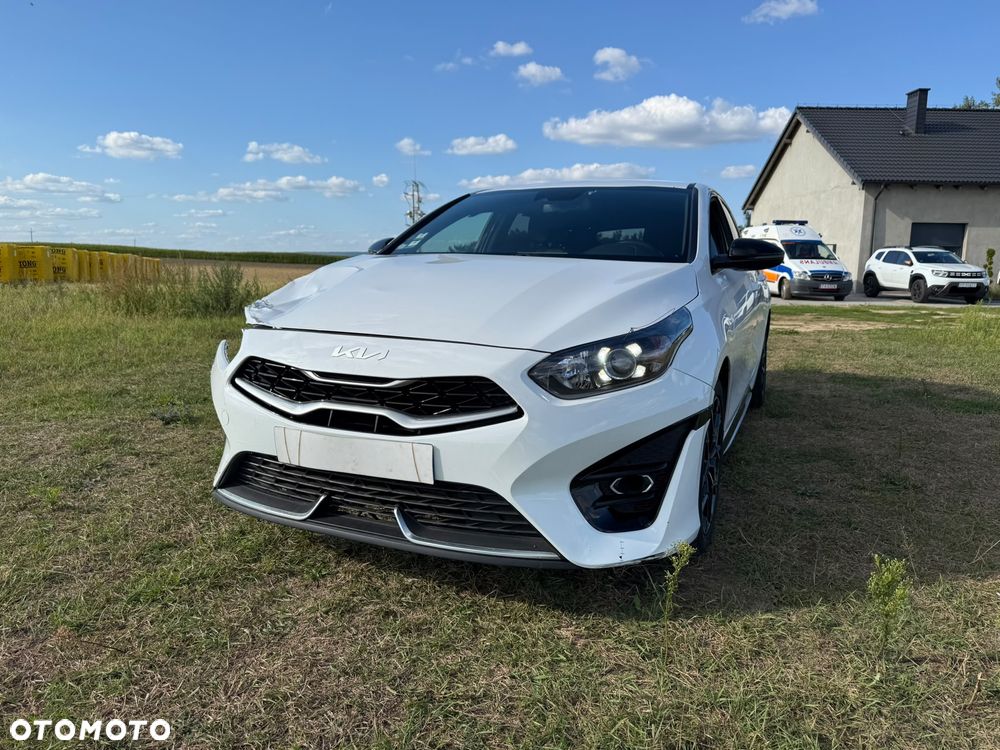 Kia ProCeed 1.5 T-GDI DCT7 OPF GT LINE - 37