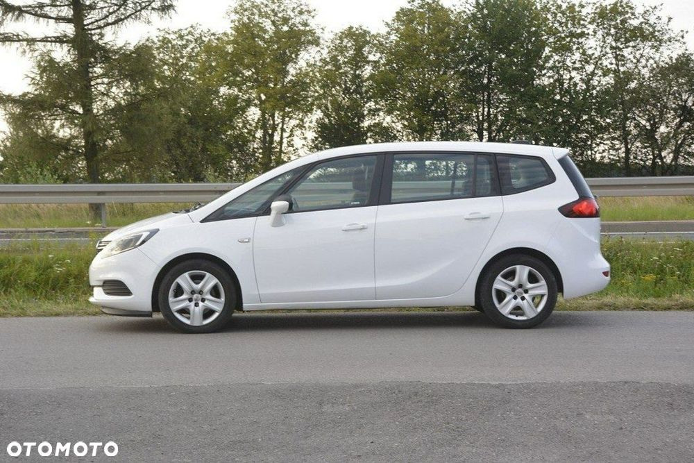 Opel Zafira 1.6 CDTI Enjoy S&S - 4