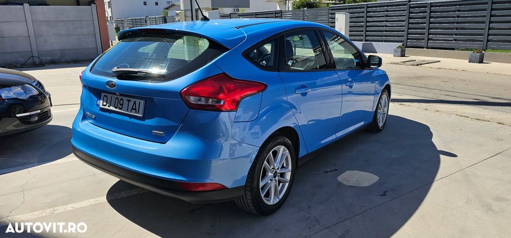 Ford Focus 1.0 EcoBoost Titanium - 6