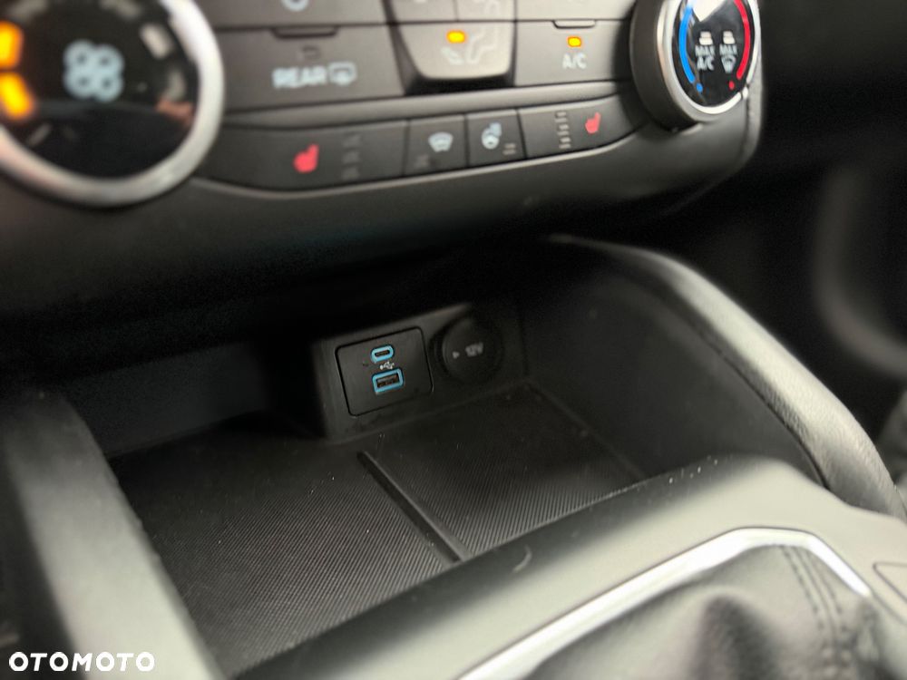 Ford Focus 1.0 EcoBoost Start-Stopp-System COOL&CONNECT - 23