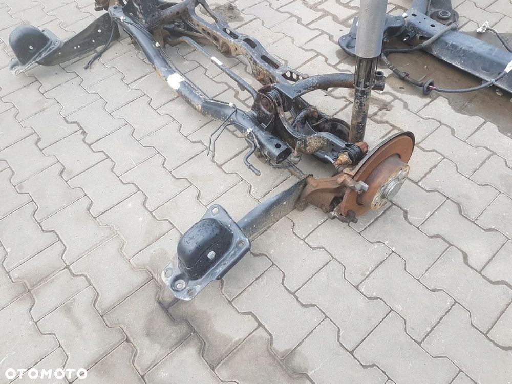 AUDI A3 8V 13r- BELKA ZAWIESZENIA TYŁ TYLNA - 4