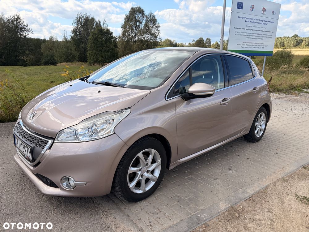 Peugeot 208 - 3