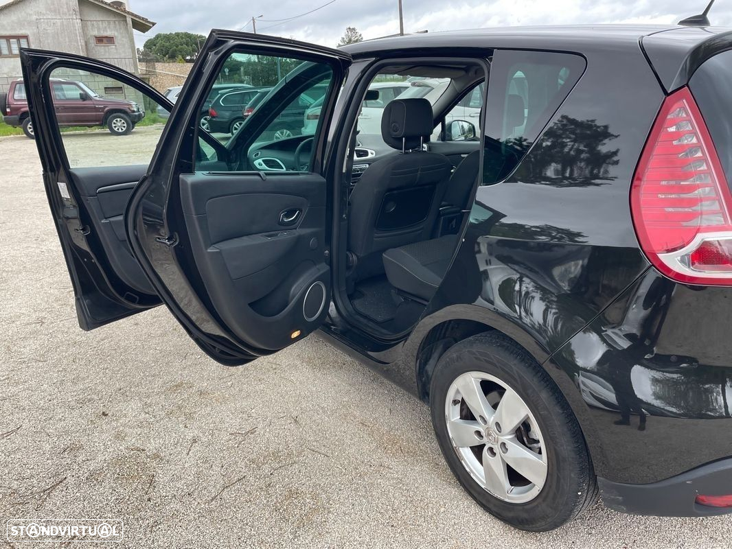Renault Scénic 1.5 dCi Dynamique S EDC - 12