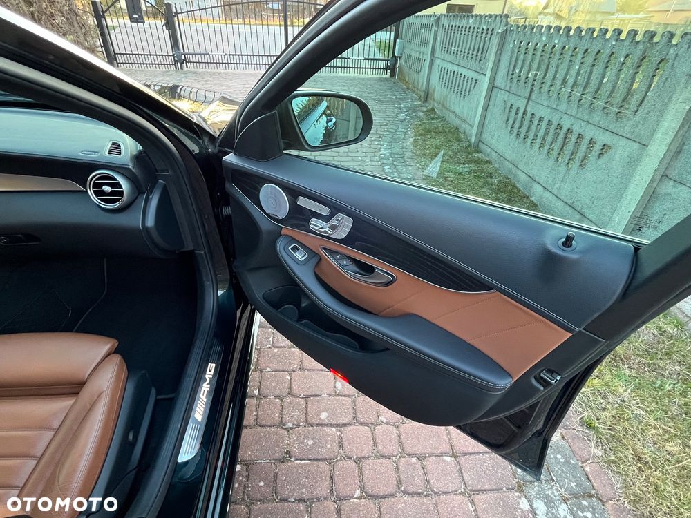 Mercedes-Benz Klasa C 43 AMG 4MATIC - 13