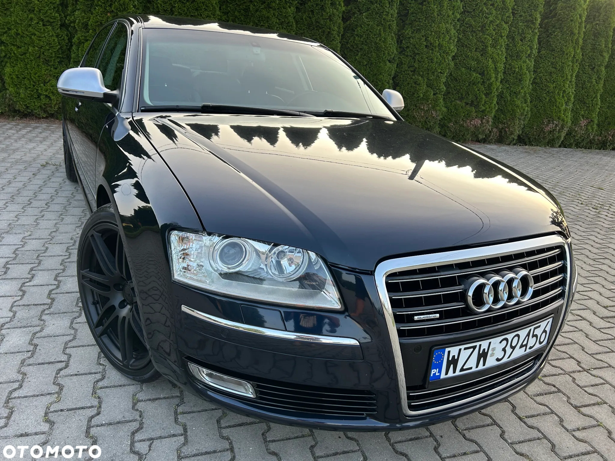Audi A8 4.2 FSI L Quattro - 2
